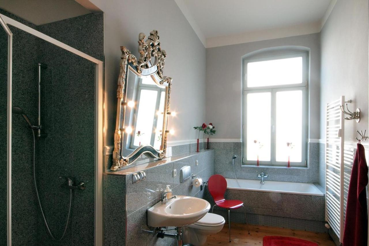 Ferienwohnungen Villa Haniel Julius Dresden Ngoại thất bức ảnh