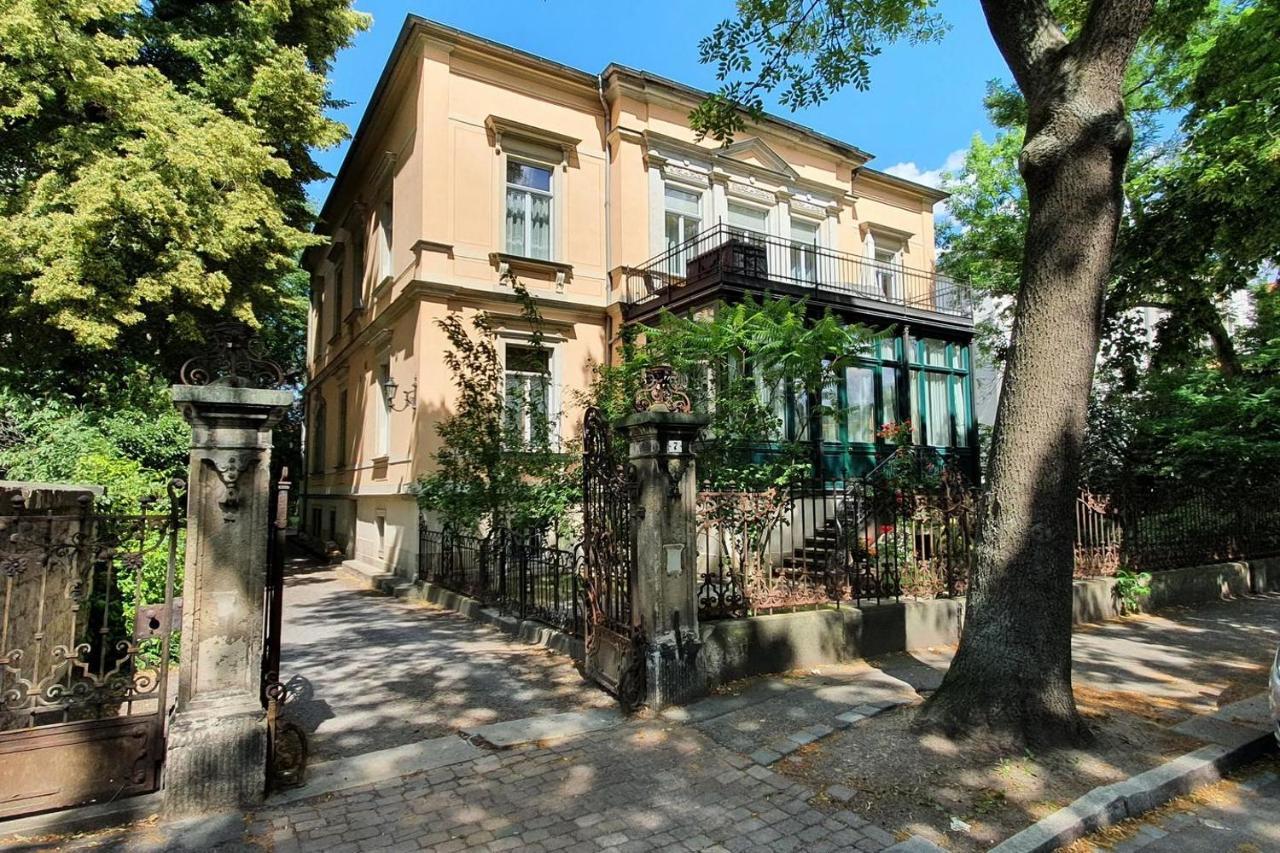 Ferienwohnungen Villa Haniel Julius Dresden Ngoại thất bức ảnh